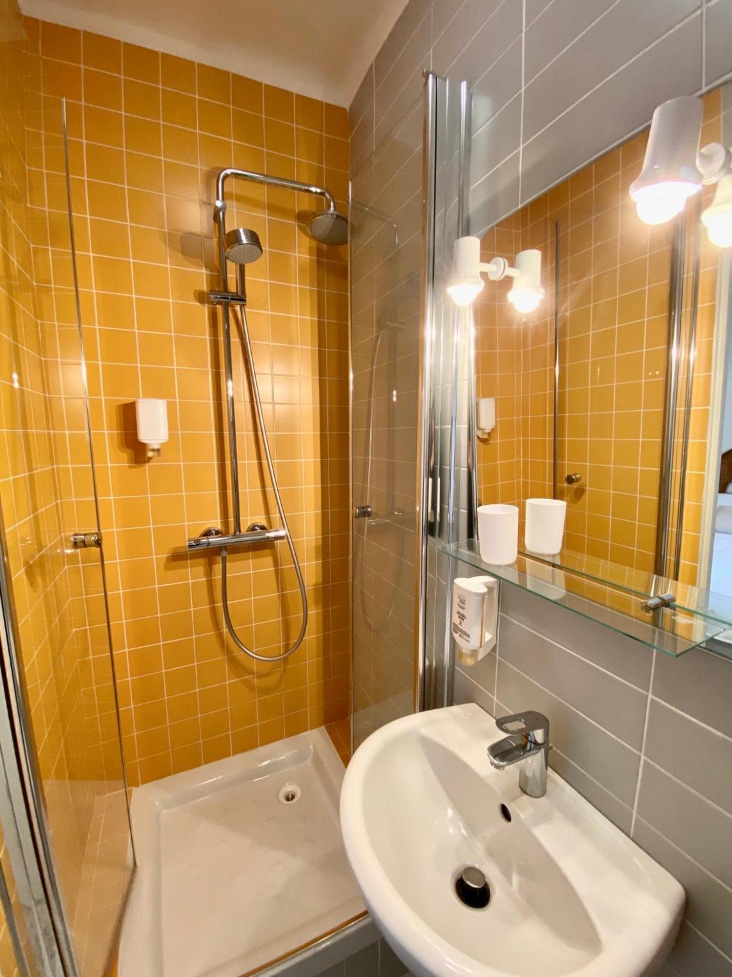 Casa Orfea Hotel Алгайола Стая снимка